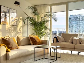 Exclusive Penthouse with Sunset Views - Image 3