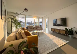 Exclusive Penthouse with Sunset Views - Image 2
