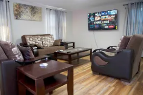 Beautiful Home Away From Home - Image 2