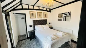 The Ostrich Inn - Image 4