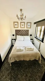 The Ostrich Inn - Image 5