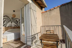 Charming little townhouse with balcony & view - Image 3