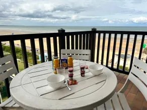 Les Marines • Panoramic Sea View • Private Parking - Image 3