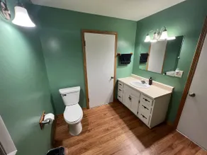 House in Glacier Hills Park - Image 4