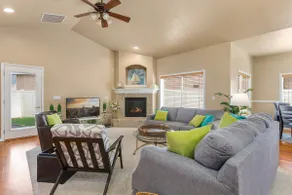 Pool!, Hardwood, Granite, Pets OK - Image 2