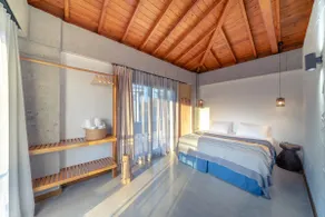 Panoramic View & Colorful Design: Leylek Suite - Image 4