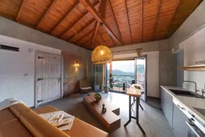Panoramic View & Colorful Design: Leylek Suite - Image 2