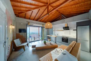Panoramic View & Colorful Design: Leylek Suite - Image 3