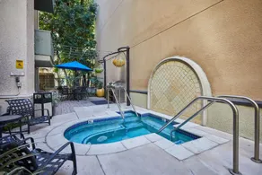 Beverly Hills Getaway 2BR Apt Parking Pool Access - Image 2