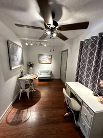 Cozy & Quiet Centralized Studio - Image 5