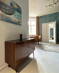 Spacious 2 bedroom apartment on Pyotrkovskaya - Image 2