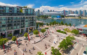 Olympic Village Oasis |Downtown Van |Free Parking - Image 2