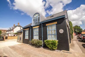 Luxury ground floor apartment in Sherborne - Image 3