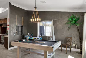 Amazing specials! Large home, billiards+bar, games - Image 3