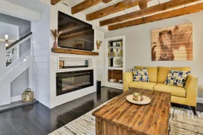 Charming 1825 Farmhouse Near Boston & Canobie Lake - Image 3