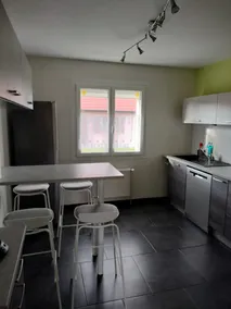Cozy Village House – 3 Bedrooms & Private Garden - Image 5