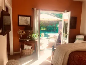 Garden & Gallery - Spa Suite - Image 3