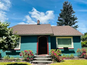 Location, location, location! Downtown Packwood WA - Image 2