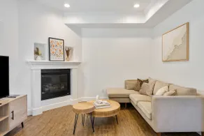Cozy Aesthetic Space For Groups Near DTLA - Image 2