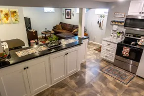 The Nest on Normal Hill - 2 Bedroom Basement Apt - Image 5