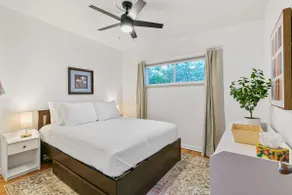 Urban Nest Englewood–Near Denver - Image 4