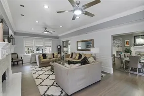 Downtown Orlando Mansion w Rooftop Deck Sleep 14 - Image 2