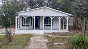 Sweet Little House - Image 2