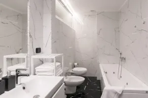 GenovaSweetHome - Beautiful with Jacuzzi in the center - Image 3