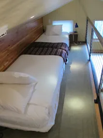 2BD+Loft Mountainside Guesthouse—Amazing Location! - Image 5
