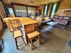 Entire Cabin hosted by Mike & Kelly - Image 4