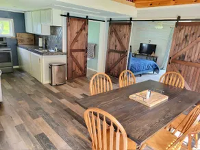 Entire Cabin hosted by Mike & Kelly - Image 3
