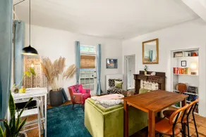 Carroll St Bungalow - Image 4
