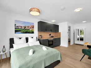 INhome: Studio Apartment 12 - Kitchen - Park - TV - Image 3