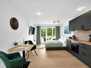 INhome: Studio Apartment 12 - Kitchen - Park - TV - Image 2