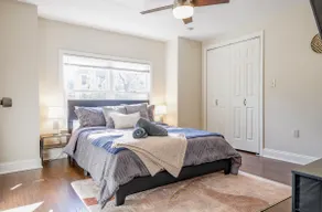 Chic Shadyside Apt w/ Balcony-1Block to Walnut St! - Image 2
