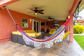 Beach-Style Pool • Colorful Retreat • Near FIU - Image 4