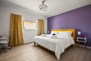 Luxury 6BR Retreat Fast WIFI, Dedicated Workspaces - Image 5