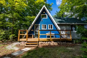 A-frame Cottage Lakeside, Charleston lake - Image 2