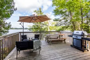 A-frame Cottage Lakeside, Charleston lake - Image 4