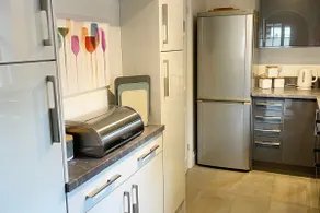 Little Vicarage, home from home - Image 4