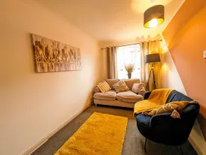 6 Guests 4 Bedroom Free Wi Fi - Image 5