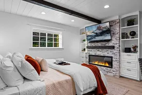 The Cozy Cabin: Riverton Retreat - Image 2