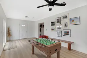 Newly Renovated Home, 1 mi Downtown - 3 BR 2 Bath - Image 5