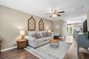 Governor's Getaway| Cozy 2 BR Near I24 & Hospital - Image 5