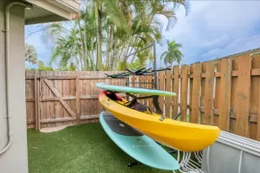 2 King Suites, Pool & Shuffleboard, Dock Access! - Image 5