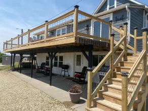 Deer Trail Lodge - Image 2