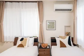 Large family-friendly home: 3 bedrooms/lots of storage space/WI-FI/kitchen/TV/Zhongyuan Station - Tobu Skytree Line 5 min walk - Image 3
