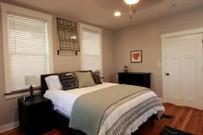 Cincy Chic, Central & Convenient 1BR/1BA - Image 4