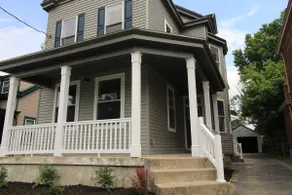 Cincy Chic, Central & Convenient 1BR/1BA - Image 2