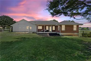 Luxurious Ranch at the heart of Round Rock - Image 2